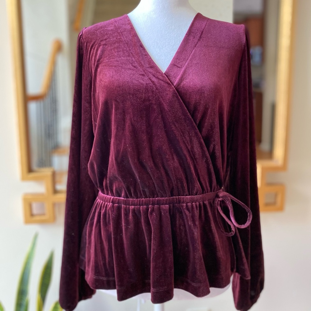 LOFT‎ velvet wrap style long sleeve blouse top sz Small
